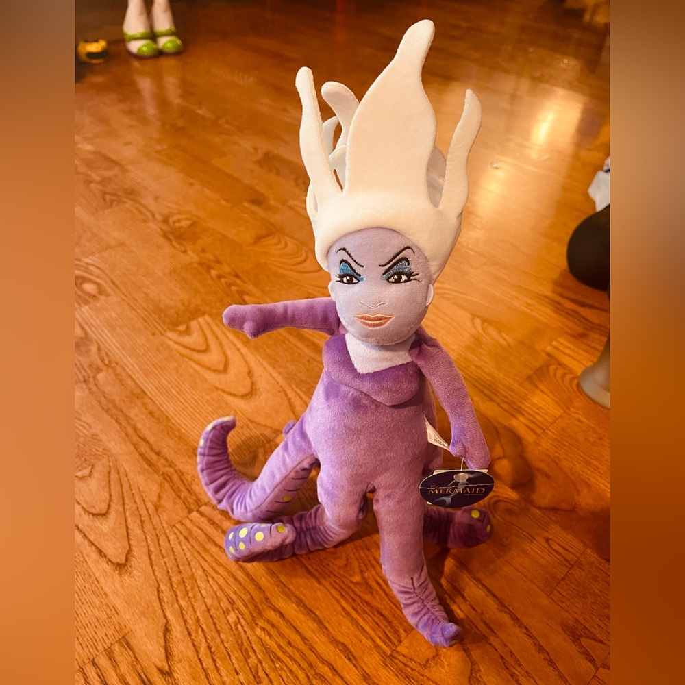 Disney the little mermaid the musical Ursula plush 15” excellent condition